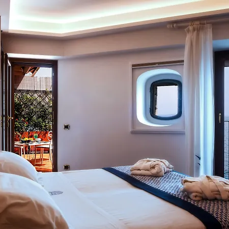 فندق رافيلو آرت مارموراتا 4*